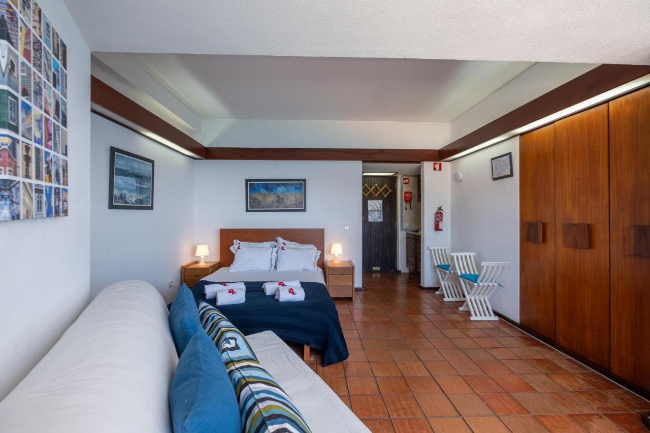 Rent4rest - Sesimbra Ocean View Studio Exterior foto